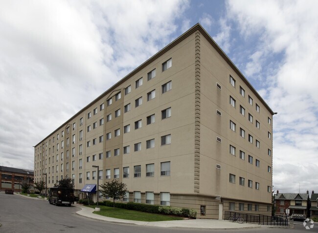 Foto principal - DuPont Loft Residences