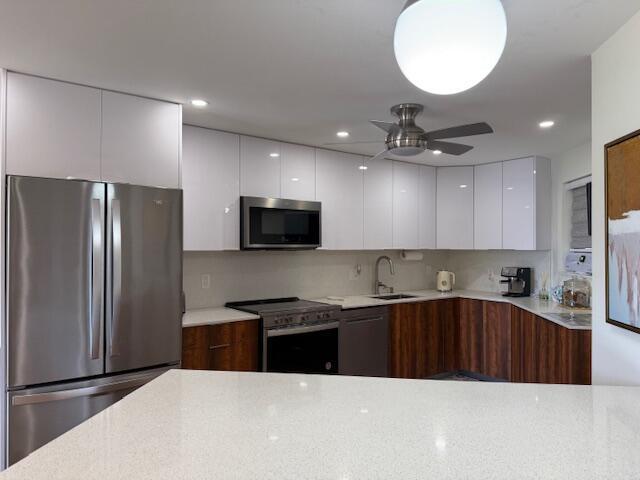 Building Photo - 5651 Camino Del Sol