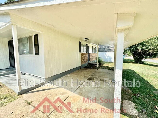 Photo - 2452 Debby Dr House