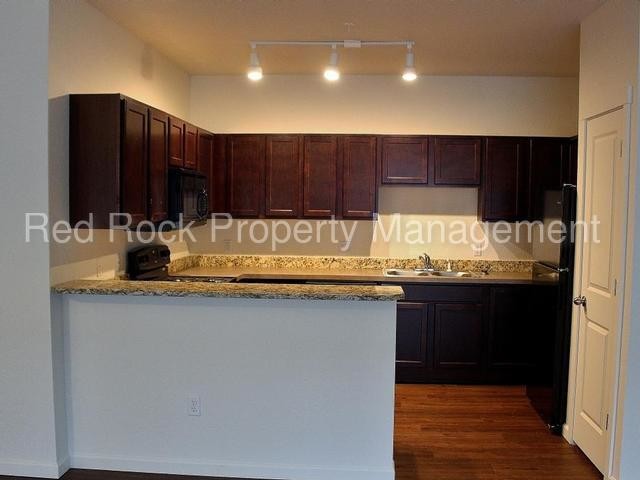 Building Photo - 1070 Rustic Lodge Lane