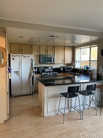 Foto del edificio - 3258 Hilltop Dr