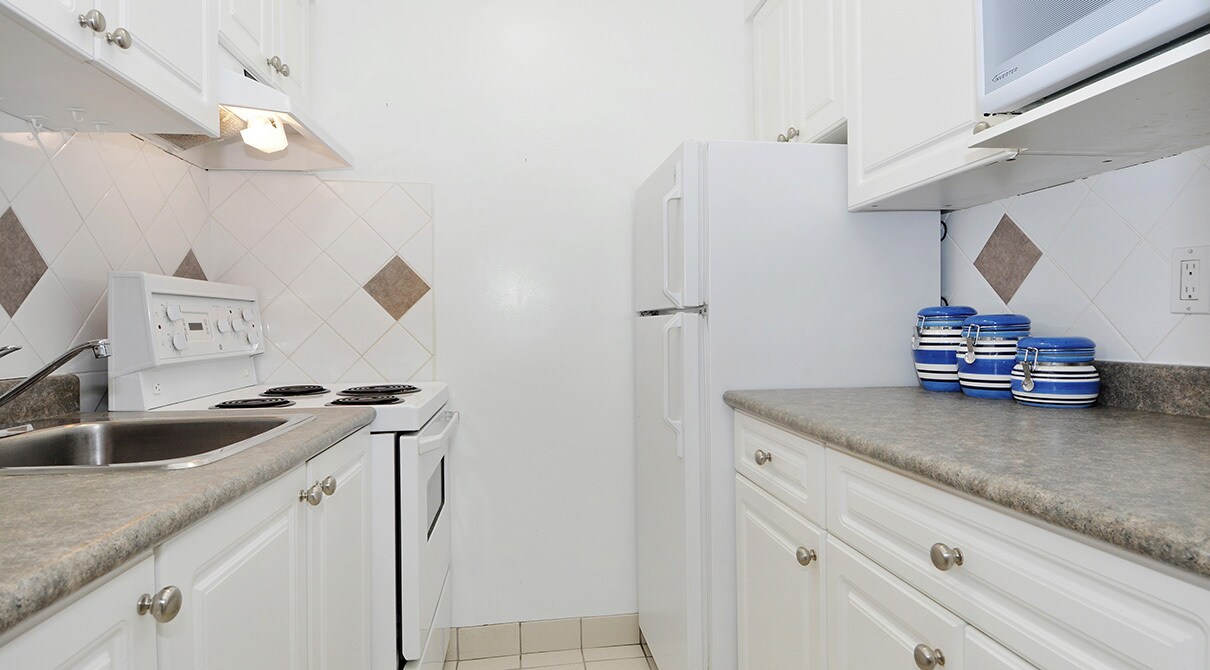 Primary Photo - Hendry House