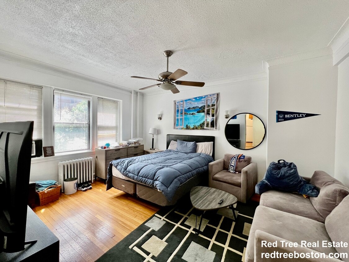 Foto principal - 141 Englewood Ave