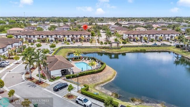 Foto del edificio - 18401 NW 89th Ct