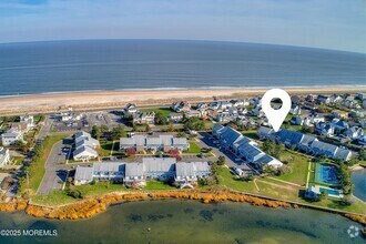 Building Photo - 100 Seaview Ave