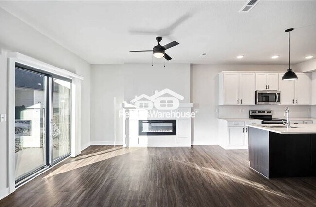 Foto del edificio - 3622 NE Kara Ln