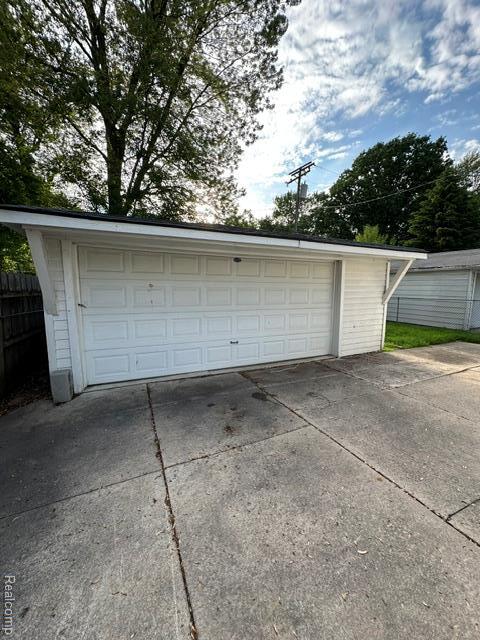 Building Photo - 4484 Ziegler St