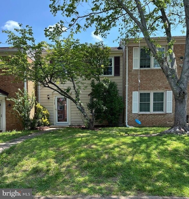 Building Photo - 4158 Hamlin Ct