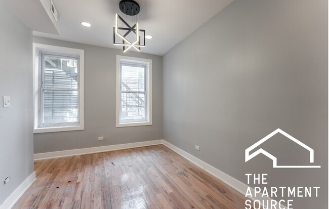 Foto del edificio - 1624 W Beach Ave