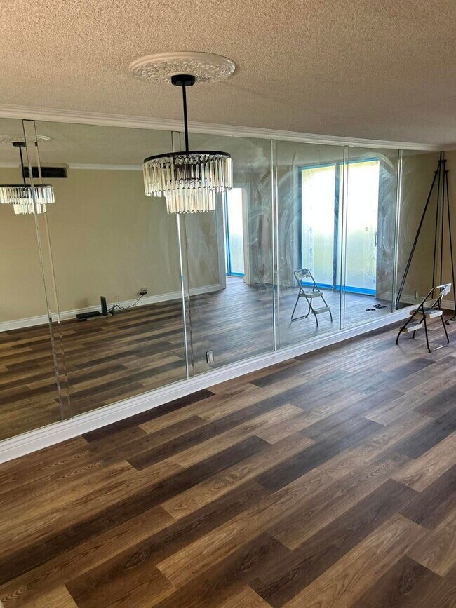 Foto del edificio - 5201 NW 2nd Ave