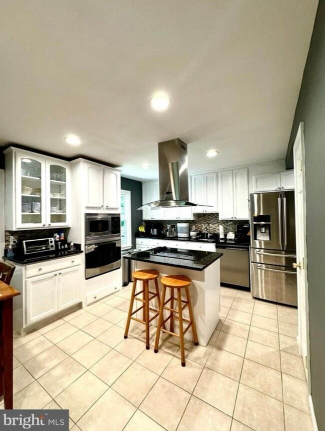 Photo - 8407 Finlay Ct House