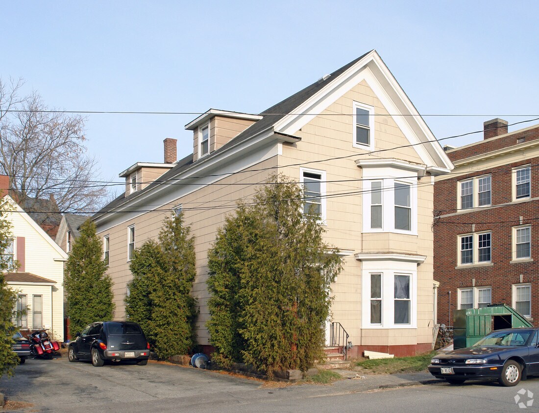 Building Photo - 124 Holland St