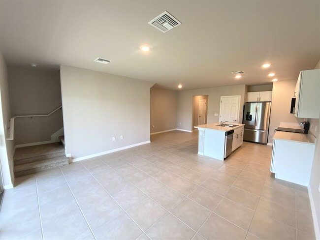 Building Photo - ** MEADOWOOD ** 3 BED / 2.5 BATH - TOWNHOME - GARAGE - NORTH NAPLES - ANNUAL RENTAL