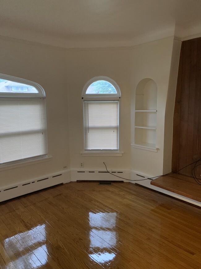 Living Room - 12143 S Yale Ave