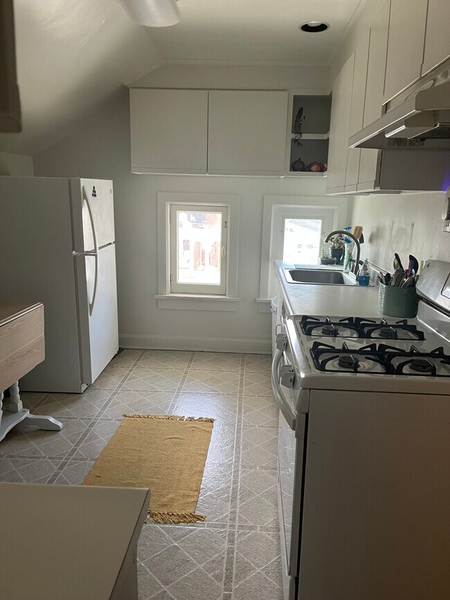 Foto del edificio - 717 N Emerson St