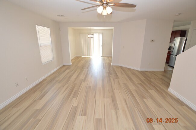 Foto del edificio - 5509 Donaldson Ct