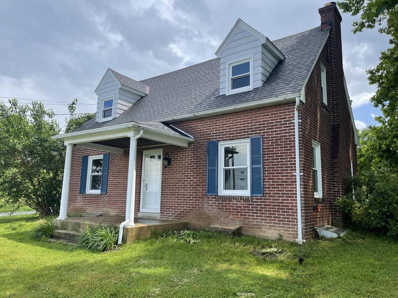 Primary Photo - 167 Penn St