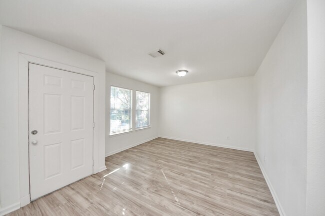 Foto del edificio - 20623 Patriot Park Ln