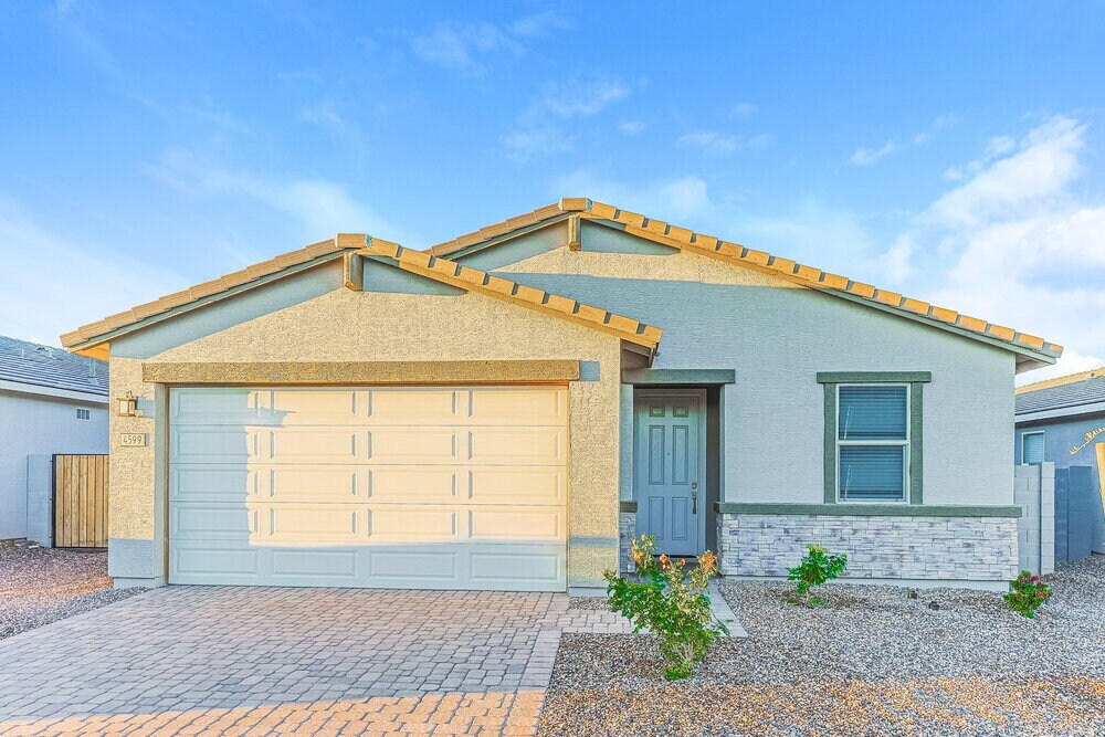 Foto principal - 4599 W Hunter Trl