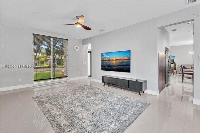 Building Photo - 10301 Panama St