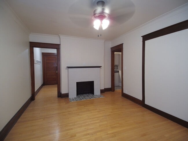 Interior Photo - Saxony Manor