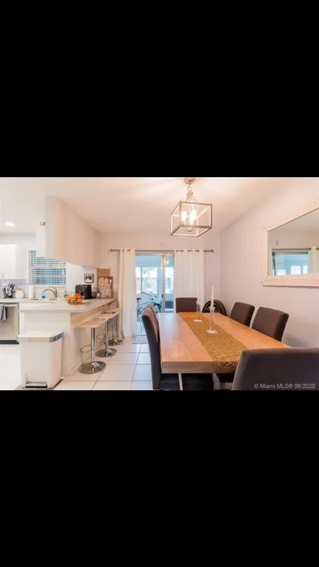 Foto del edificio - 2876 S Cambridge Ln
