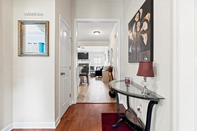 Building Photo - 676 Ventana Dr