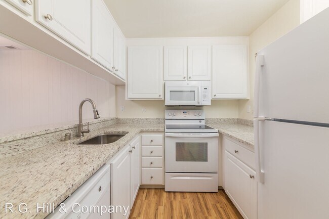 Building Photo - 1339 Montego