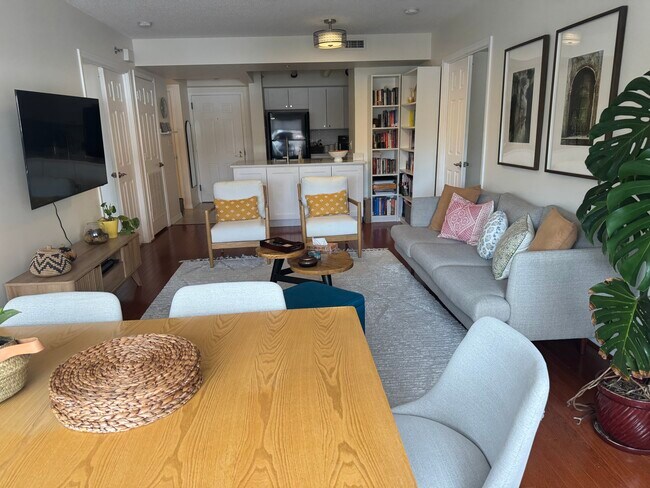 Foto del edificio - 5809 Nicholson Ln