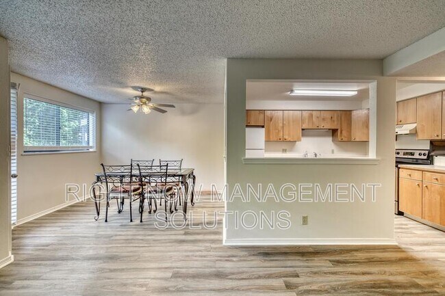 Foto del edificio - 3713 S Gekeler Ln