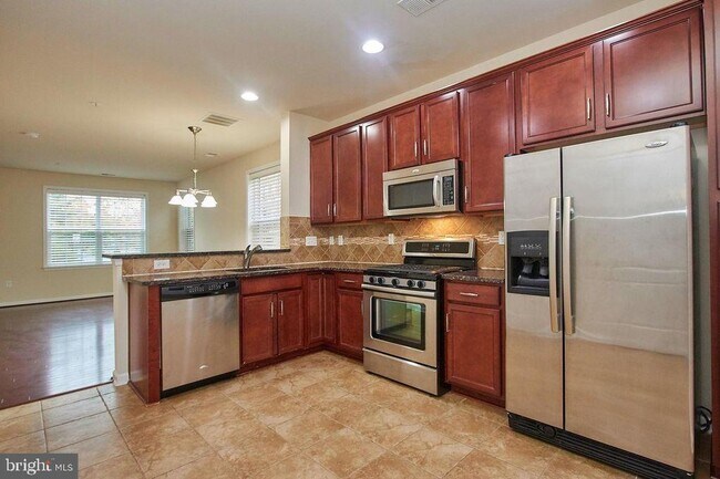 Foto del edificio - 22683 Beacon Crest Terrace