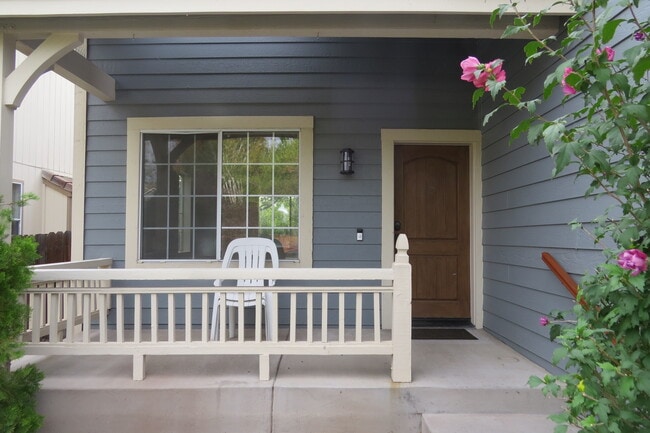 Building Photo - 3268 Joshua Park Dr