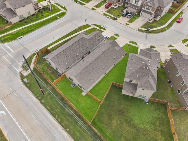 Building Photo - 7911 Tuscan Cypress Dr