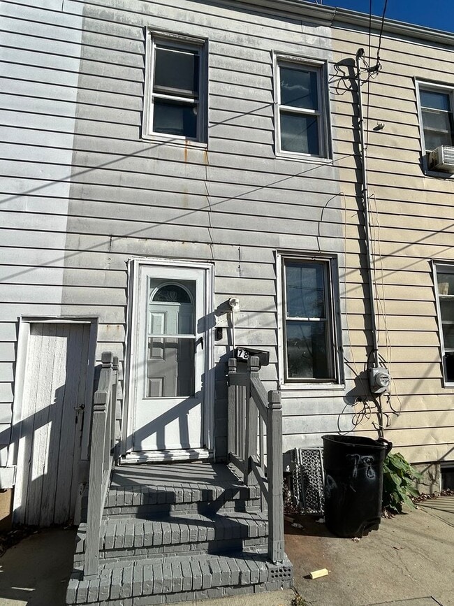 Building Photo - 78 Bellevue Ave Building Photo - 78 Bellevue Ave