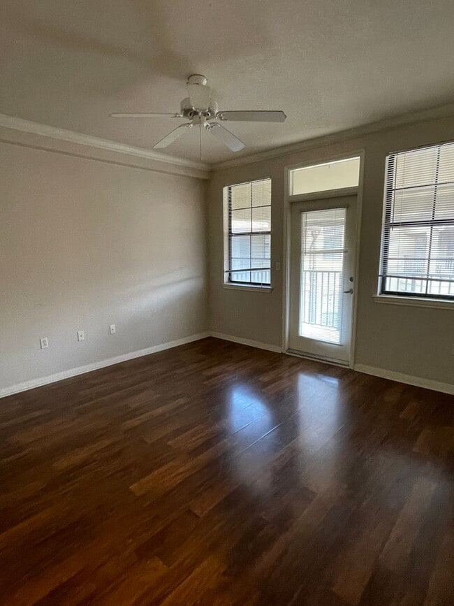 Building Photo - Pool View 1 Bedroom at Uptown Place