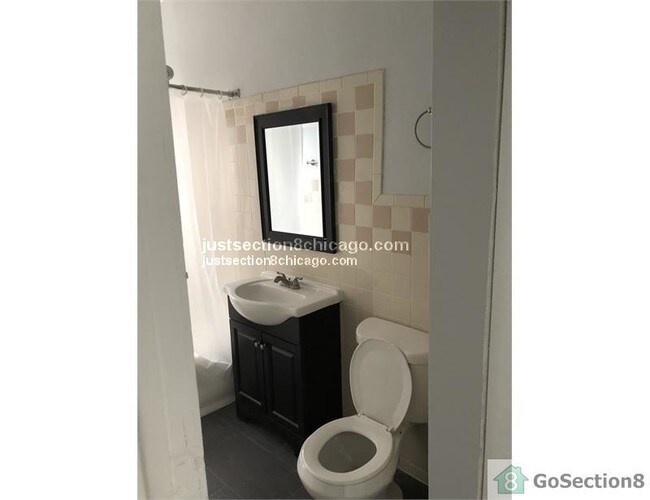 Foto del edificio - 6962 S Clyde Ave