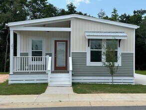 Building Photo - 202 Skipjack Ln