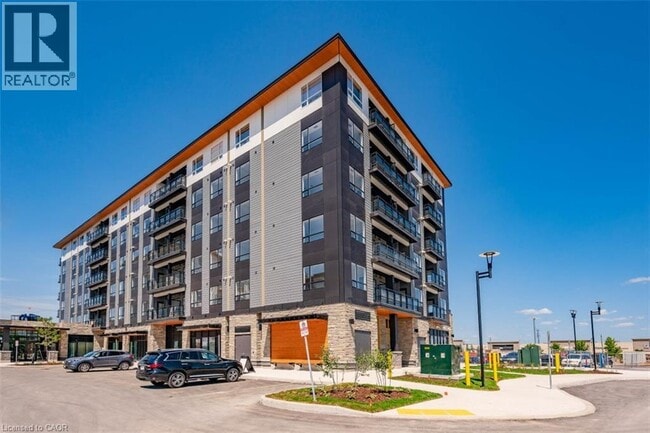 Building Photo - 251 Northfield Dr E