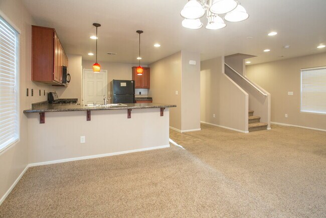 Foto del edificio - 7921 Point Oaks Ct