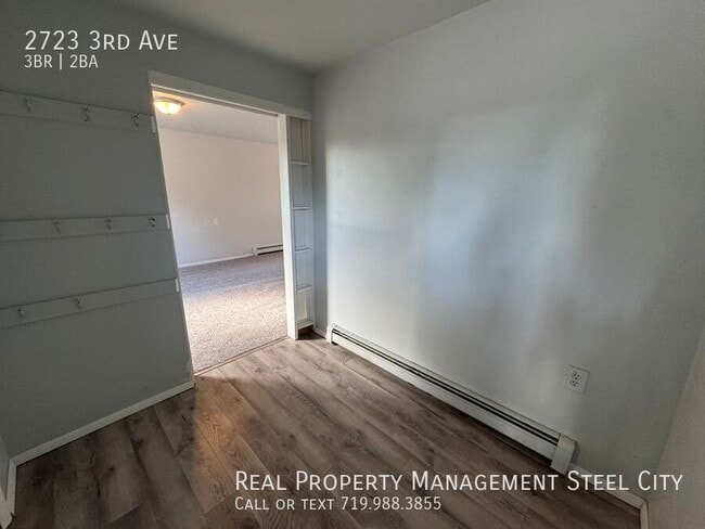 Building Photo - 2723 3rd Ave