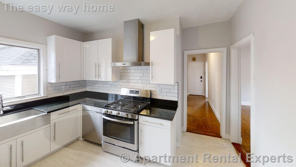 Foto principal - 14 Glenwood Rd
