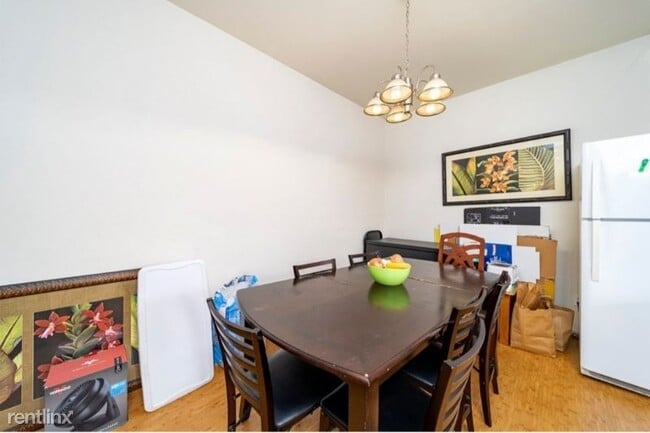 Building Photo - 6 br, 2 bath House - 1588 Kinoole St