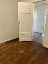 Building Photo - 1025 N Washington Ave