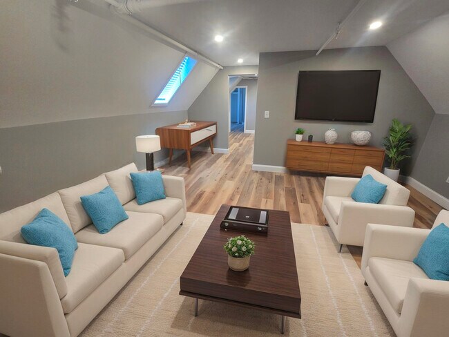 Unidad 301 - sala de estar - 36 Chandler