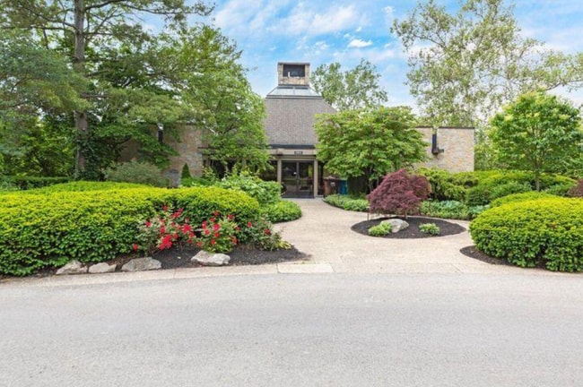 Building Photo - 1478 Cliff Ct
