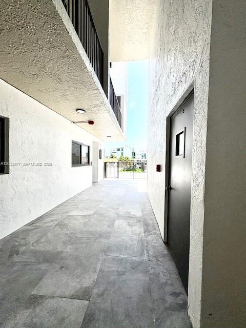 Foto del edificio - 4000 NE 168th St