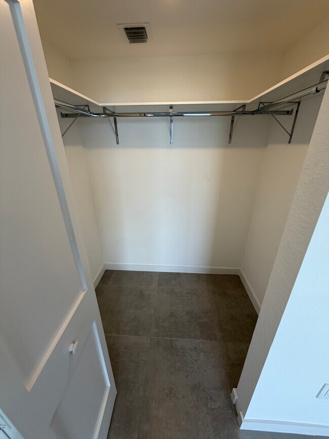 Foto del edificio - 2138 Taylor St