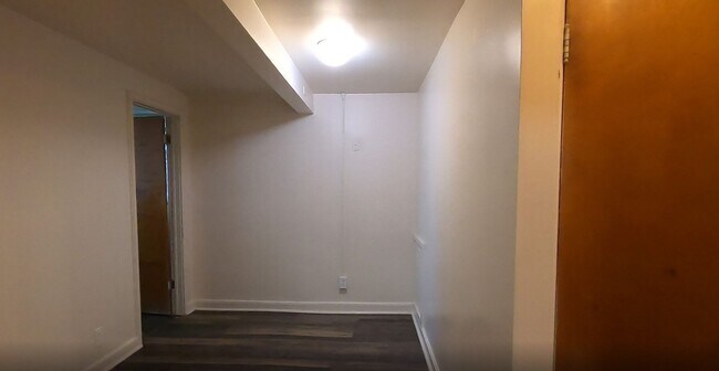 Foto del edificio - 1122 12th St