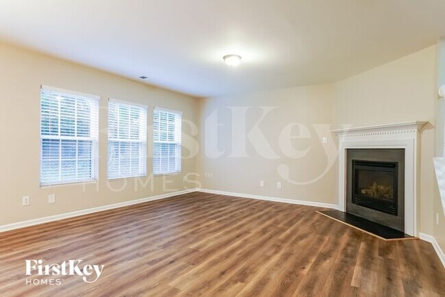 Foto del edificio - 5900 Ricker Rd