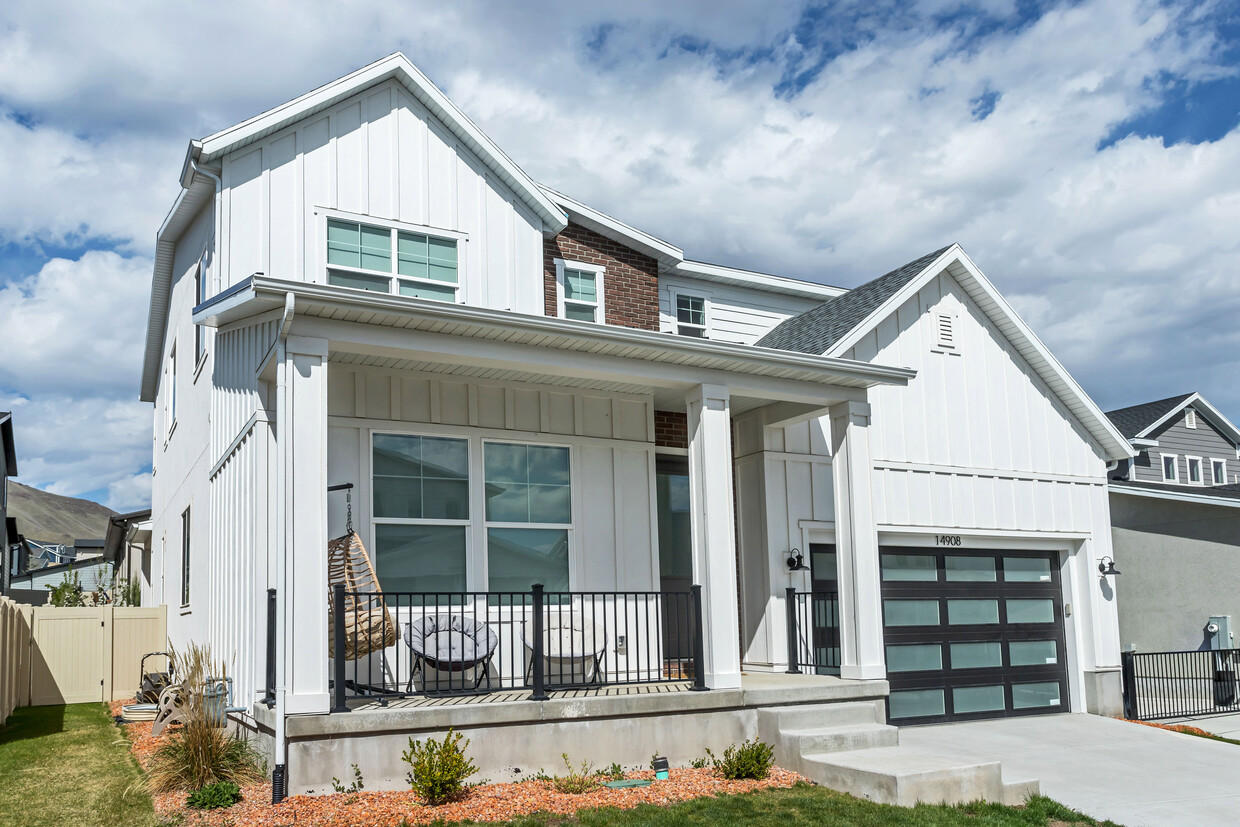 Foto principal - 14908 S Fawley Ln
